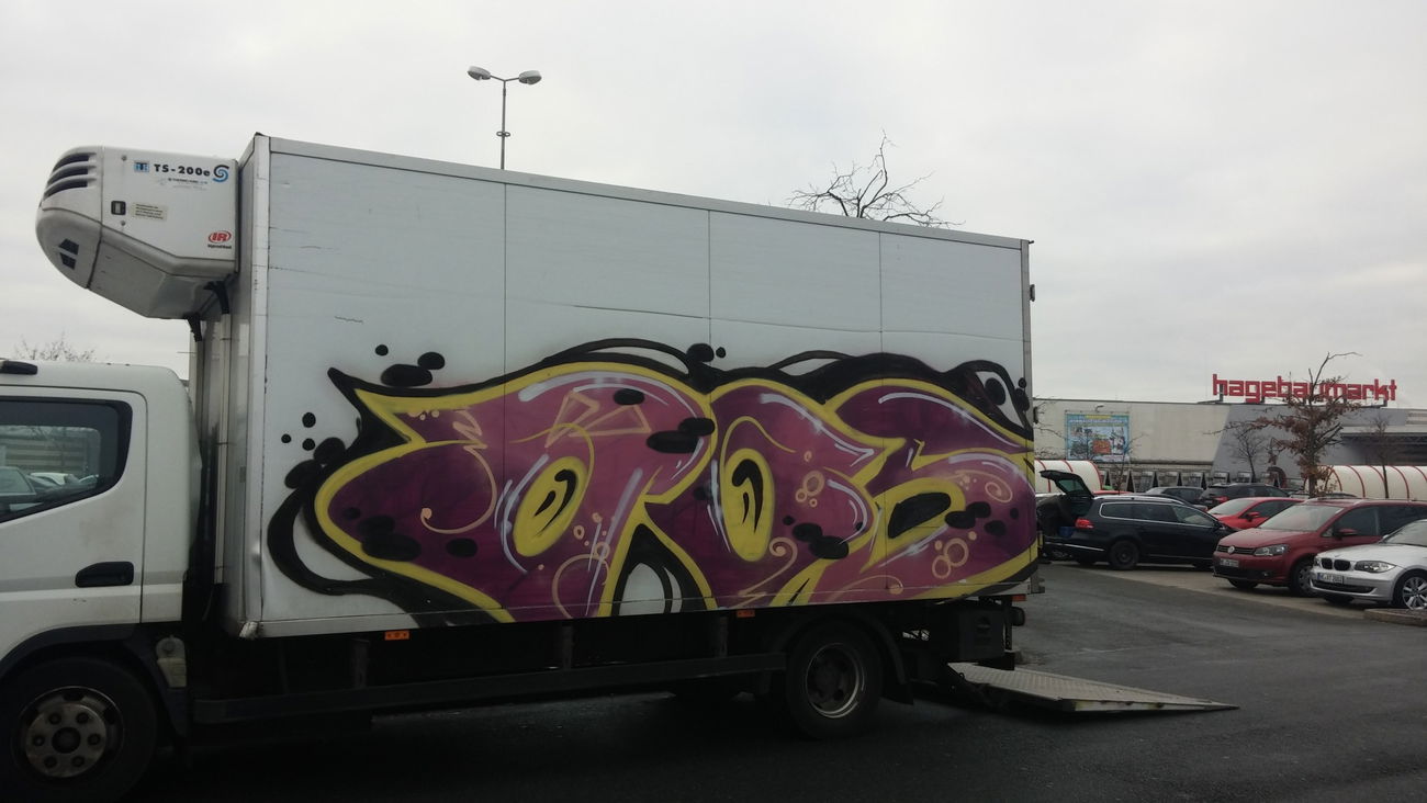 Graffiti Artwork - Photo by Candyflip - oo, ohoh