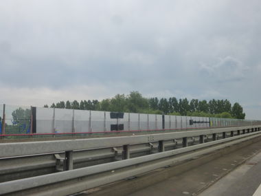 Graffiti Bombing in Braunschweig - Photo by Candyflip - hc, hc, crew