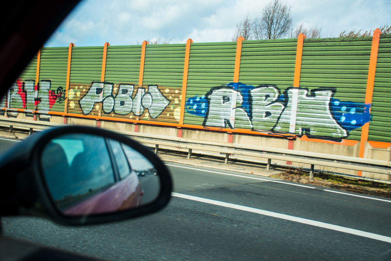 Graffiti Bombing in Hannover - Photo by Candyflip - rbh, ultras, hannover