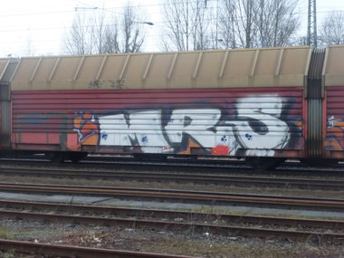Graffiti Train - Photo by Candyflip - mrs