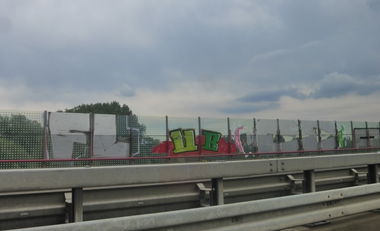 Graffiti Bombing in Braunschweig - Photo by Candyflip - fl, ub, ultras