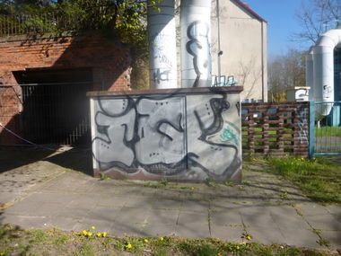 Graffiti Bombing in Magdeburg - Photo by Candyflip - iq