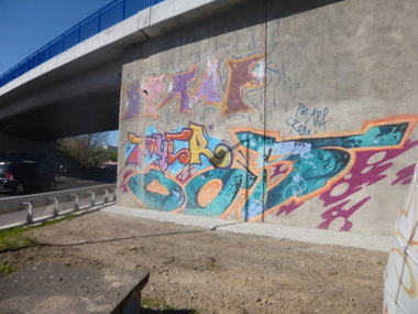 Graffiti Wall in Magdeburg - Photo by Candyflip - gyraf, oos, ohoh