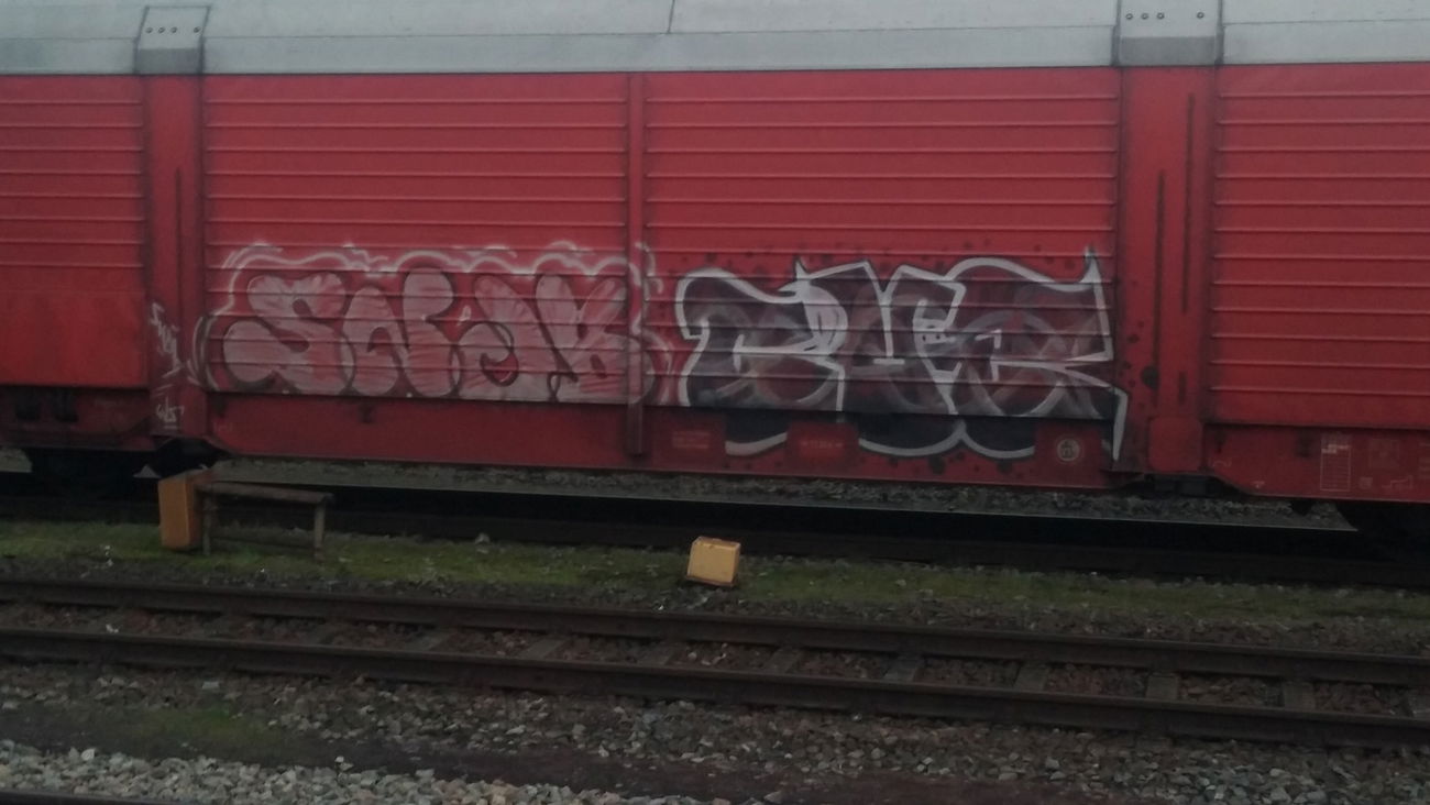 Graffiti Train - Photo by Candyflip