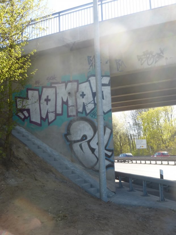 Graffiti Bombing in Magdeburg - Photo by Candyflip - yamas, 24