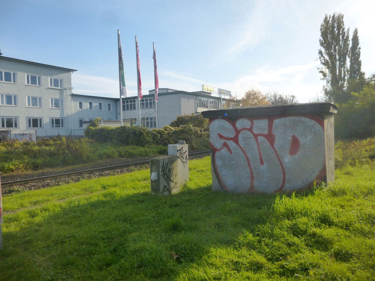 Graffiti Bombing in Magdeburg - Photo by Candyflip - süd, sued, magdeburg
