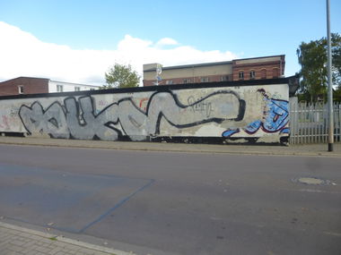 Graffiti Bombing in Magdeburg - Photo by Candyflip - süd, sued, oo