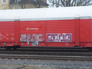 Graffiti Train - Photo by Candyflip - 2pac, coolio, lapd