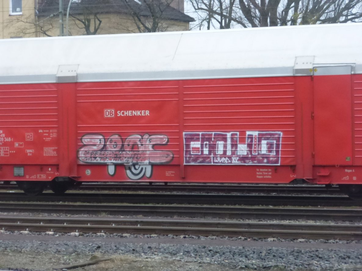 Graffiti Train - Photo by Candyflip - 2pac, coolio, lapd