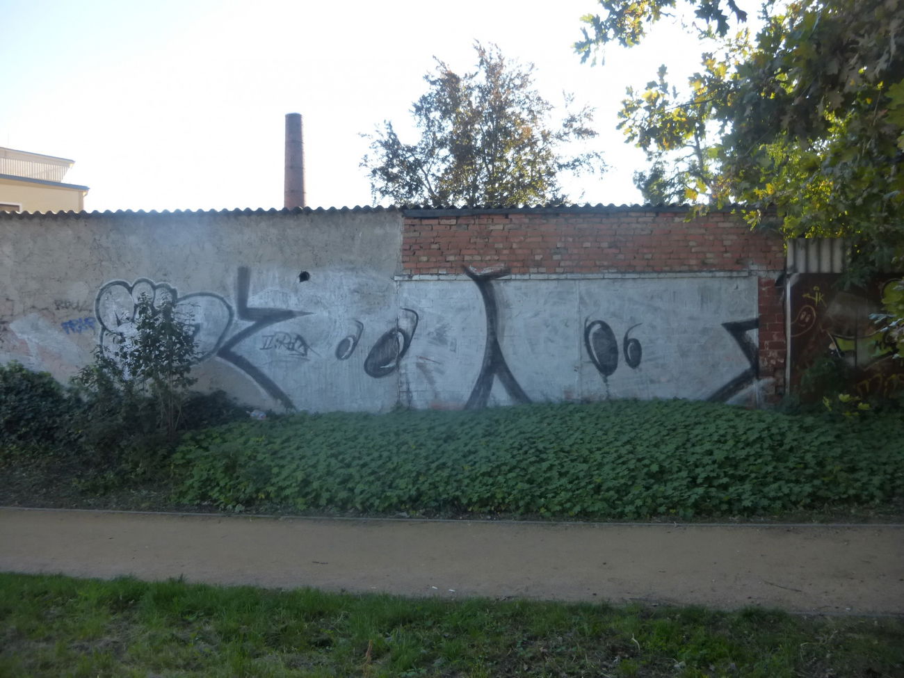 Graffiti Bombing in Magdeburg - Photo by Candyflip - oo, ohoh, süd