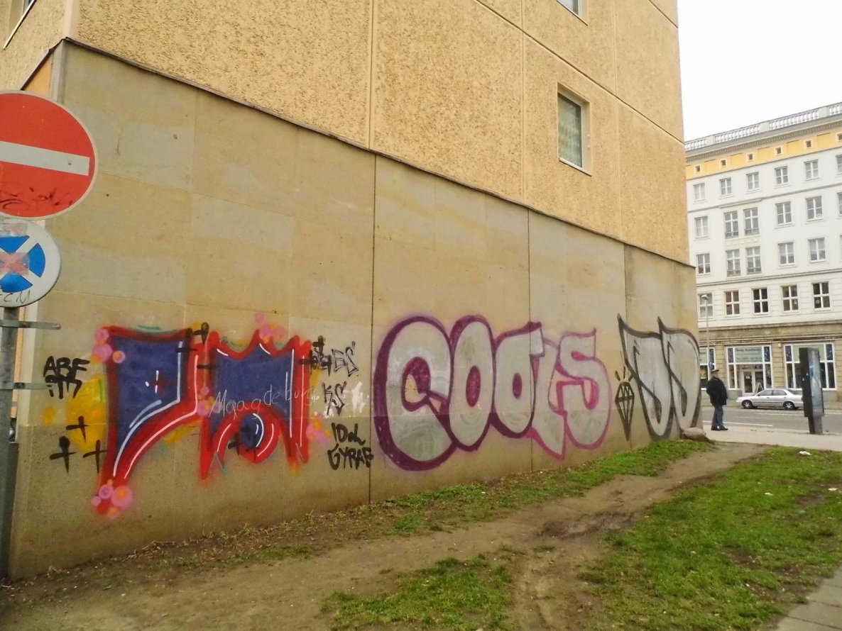 Graffiti Wall in Magdeburg - Photo by Candyflip - cools, oo, ohoh