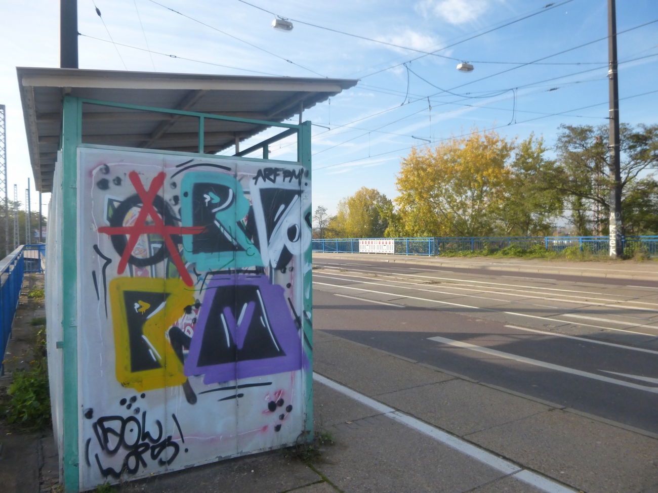 Graffiti Bombing in Magdeburg - Photo by Candyflip - arf, pm, idol