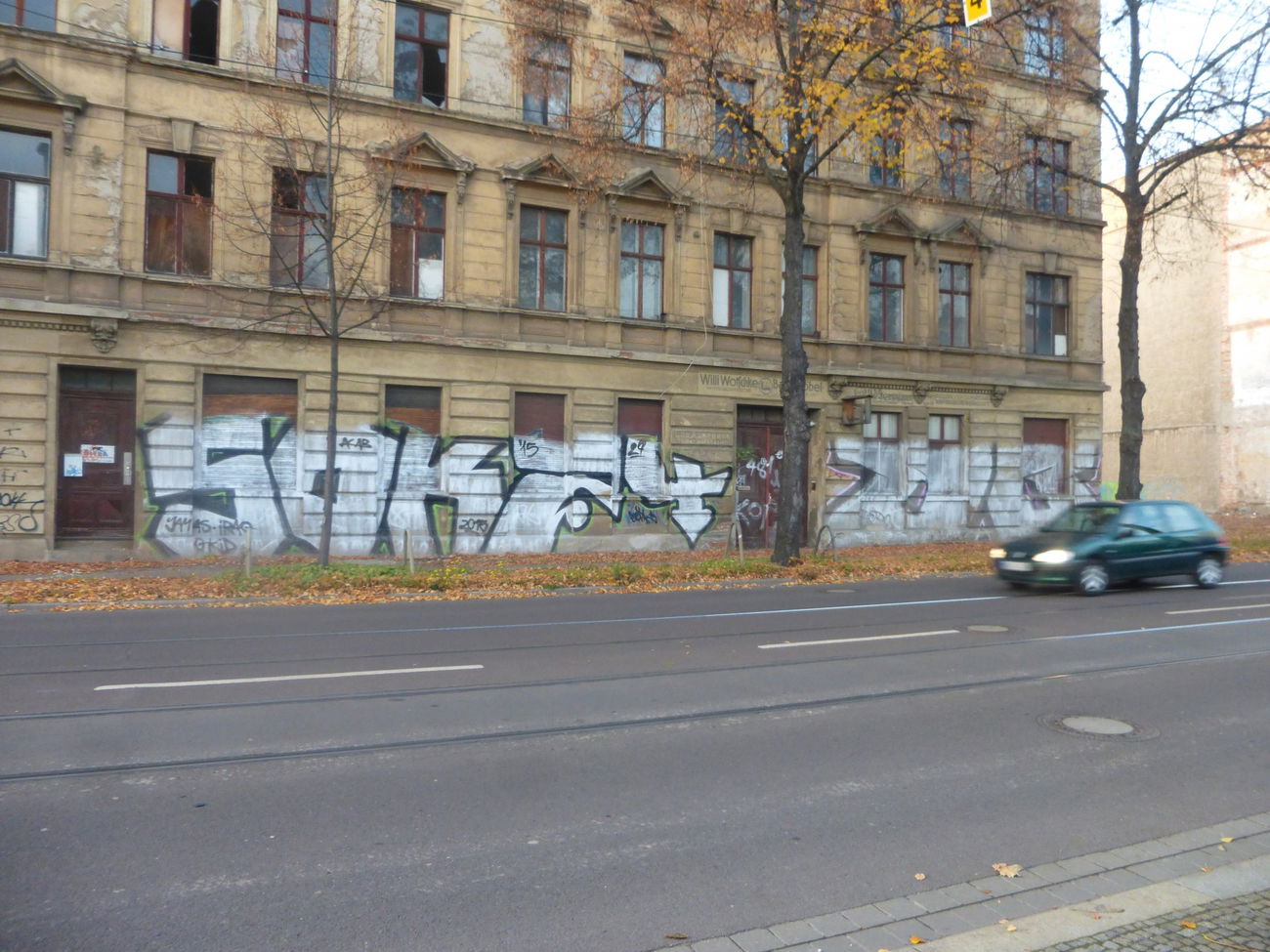 Graffiti Bombing in Magdeburg - Photo by Candyflip - sok, 24, 24er