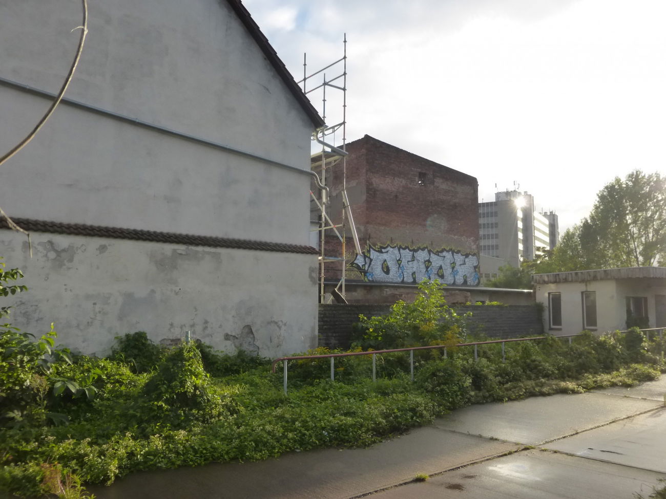 Graffiti Bombing in Magdeburg - Photo by Candyflip - ohoh, oo