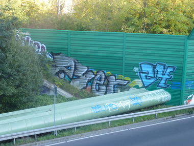 Graffiti Bombing in Magdeburg - Photo by Candyflip - 24, 24er, magdeburg