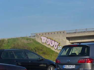 Graffiti Bombing in Hohe Börde - Photo by Candyflip - nogo, oo, ohoh