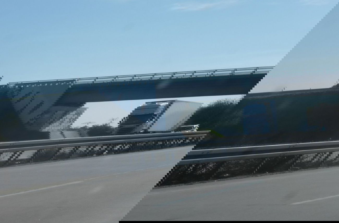 Graffiti Bombing in Magdeburg - Photo by Candyflip - oo, ohoh