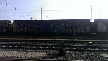 Graffiti Wall - Photo by Candyflip - üf, überfliegas