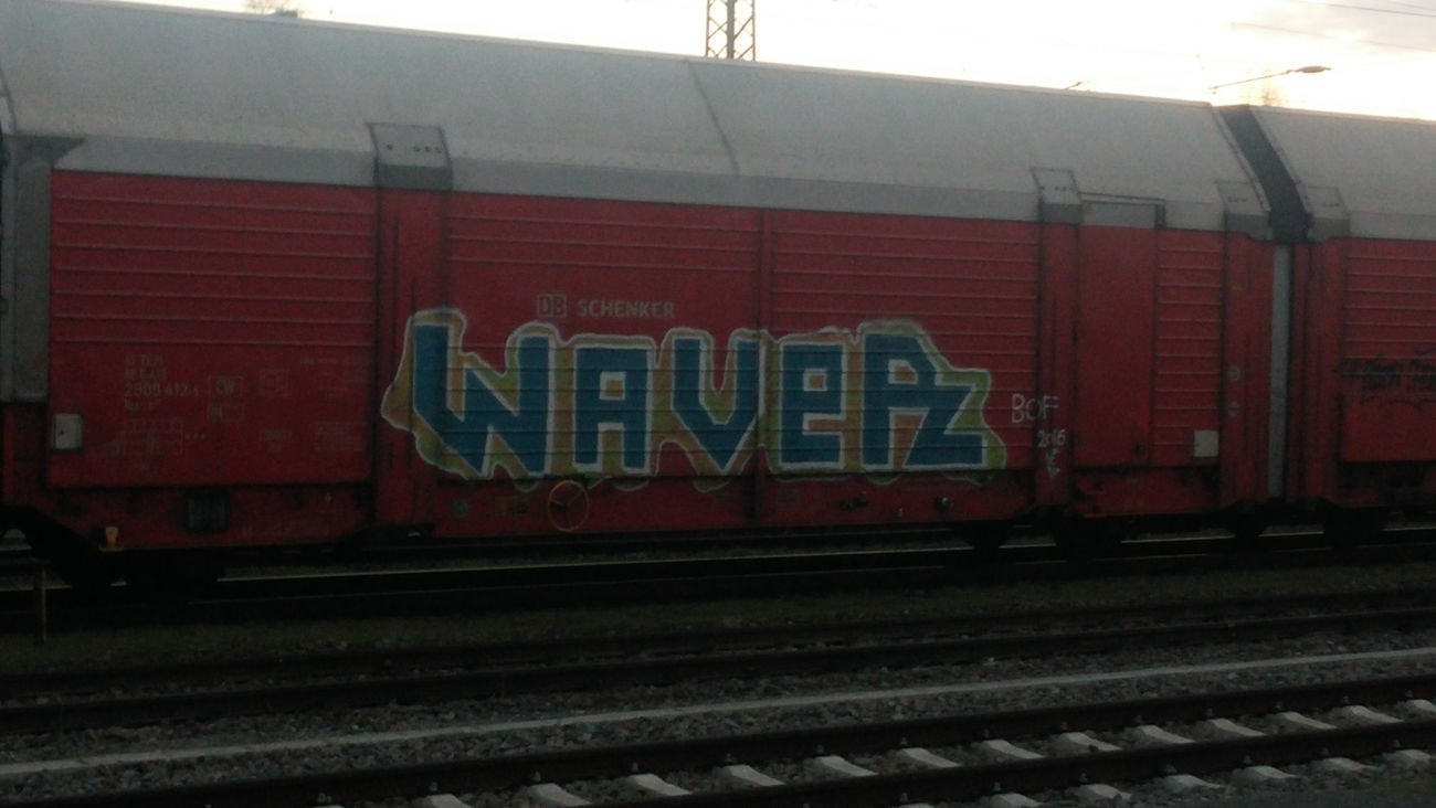 Graffiti Train - Photo by Candyflip