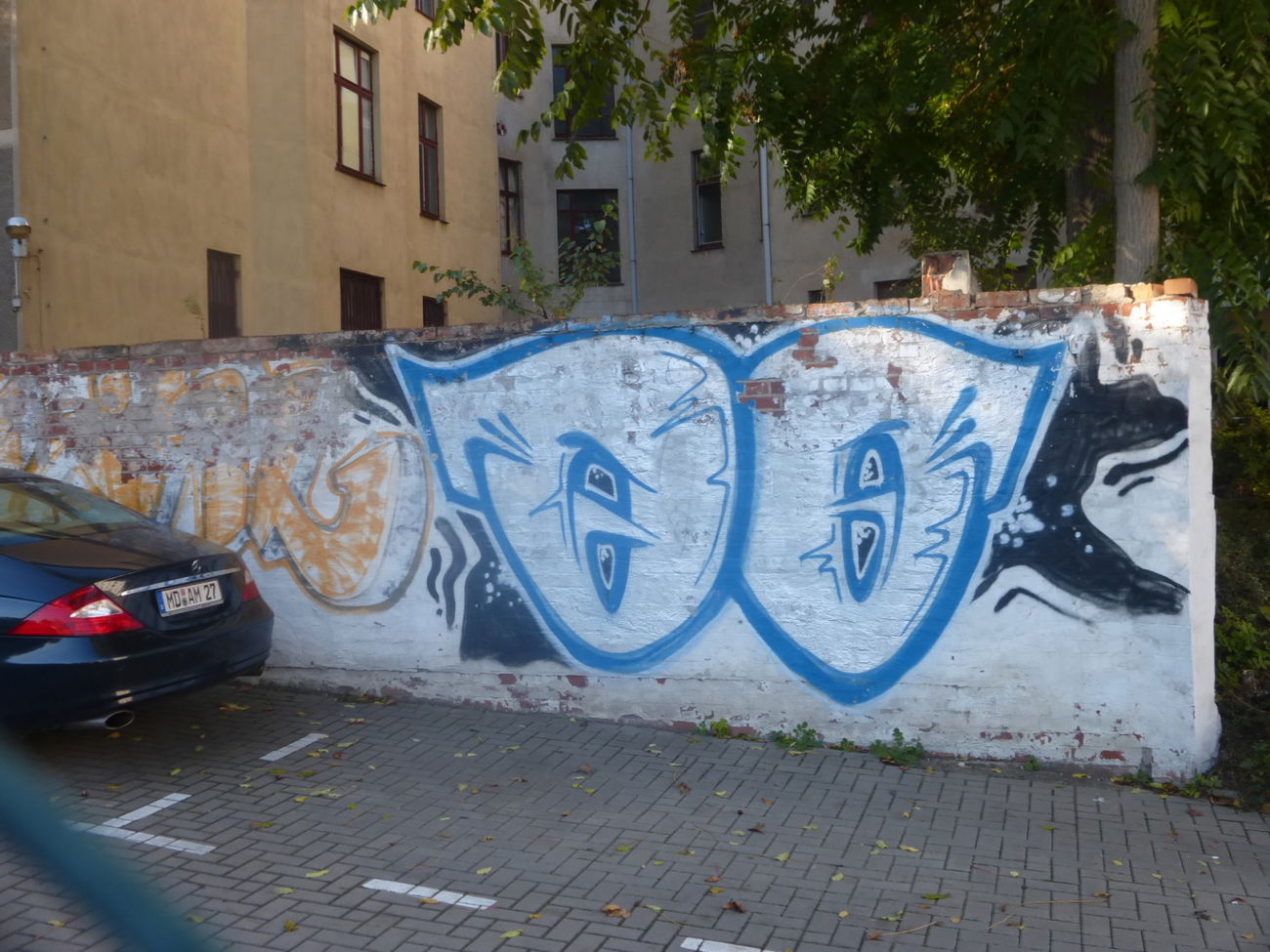 Graffiti Bombing in Magdeburg - Photo by Candyflip - oo, ohoh