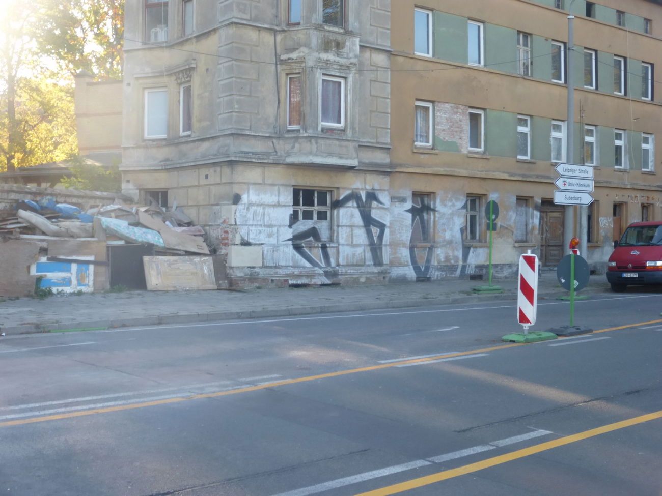 Graffiti Bombing in Magdeburg - Photo by Candyflip - süd, sued
