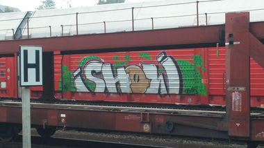 Graffiti Train - Photo by Candyflip - show