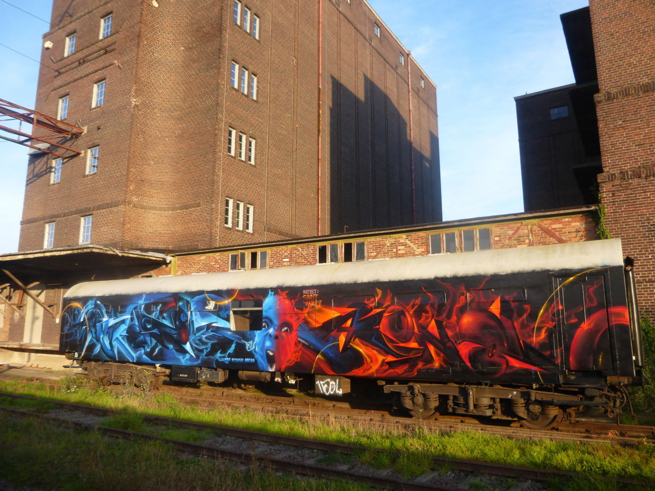 Graffiti Train in Magdeburg - Photo by Candyflip - saint, youk, magdeburg (2015)