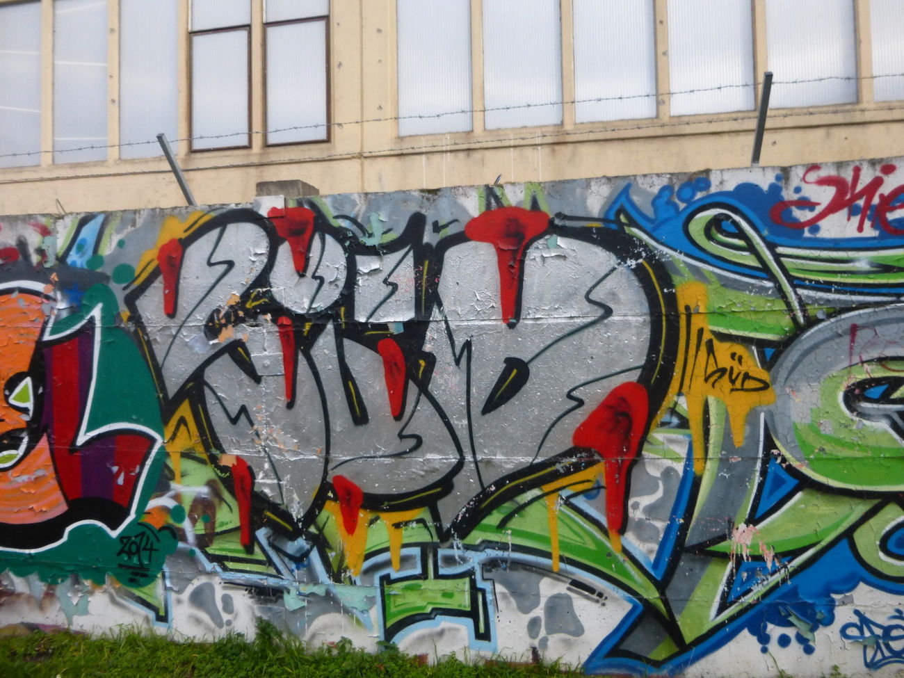 Graffiti Bombing in Magdeburg - Photo by Candyflip - süd, sued, magdeburg