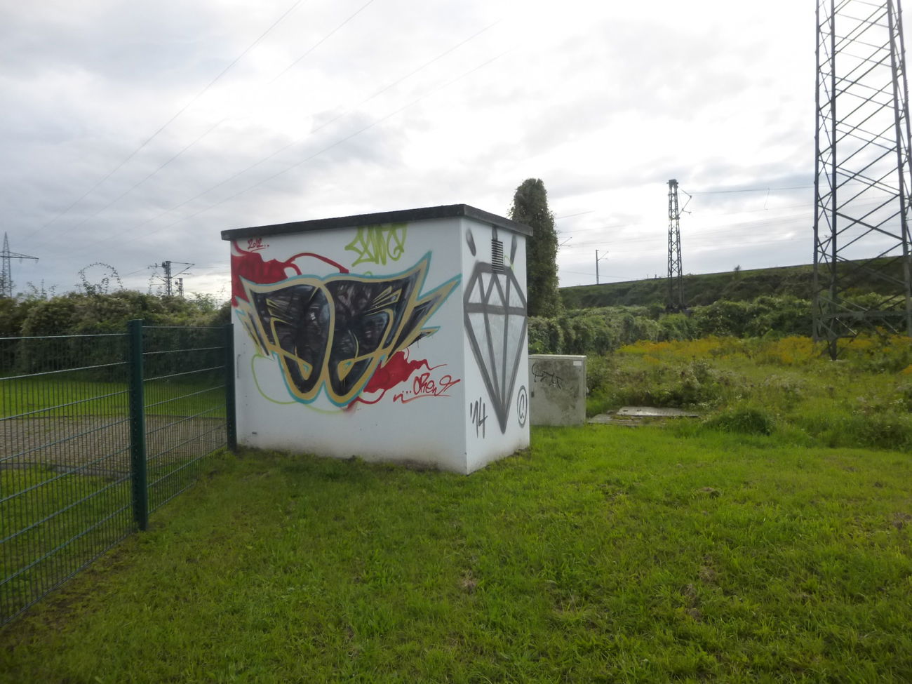 Graffiti Bombing - Photo by Candyflip - oo, ohoh