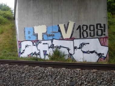 Graffiti Bombing in Deutschland - Photo by Candyflip - ra, dq