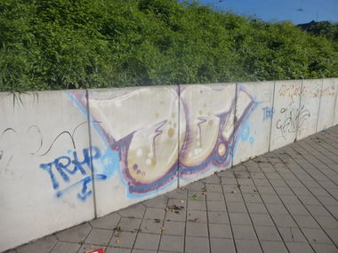 Graffiti Bombing in Magdeburg - Photo by Candyflip - oo, ohoh