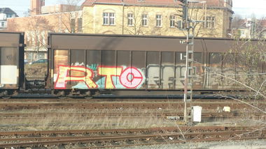 Graffiti Train - Photo by Candyflip - rtc