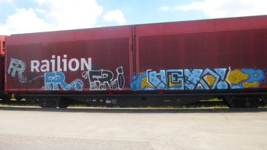 Graffiti Train in Braunschweig - Photo by Candyflip - fri, free, heyo (2014)