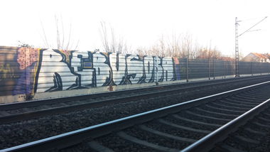 Graffiti Bombing in Deutschland - Photo by Candyflip - rebus, soba (2015)