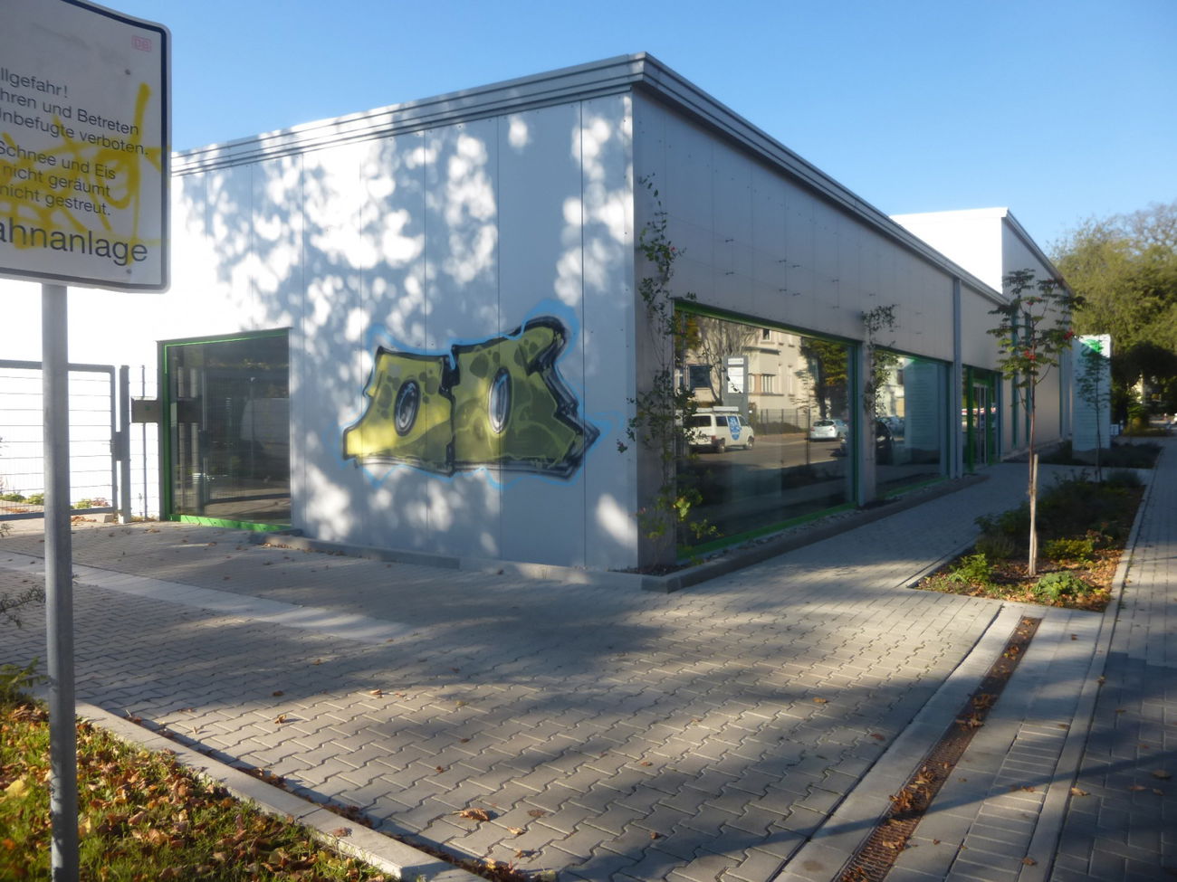 Graffiti Bombing in Magdeburg - Photo by Candyflip - oo, ohoh