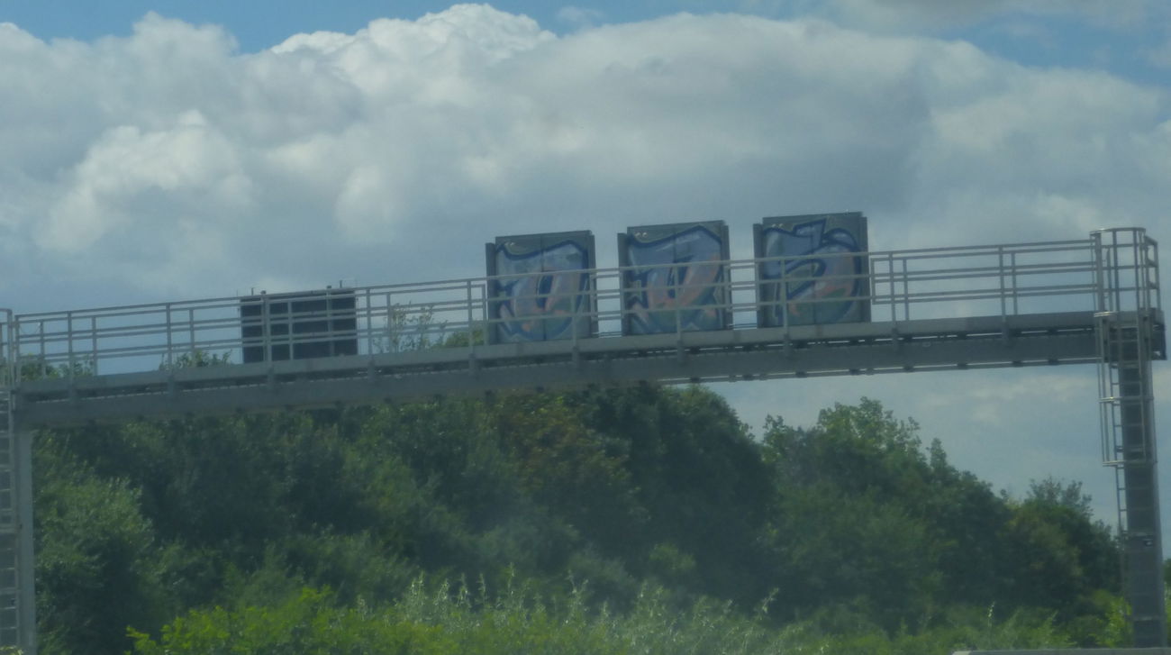 Graffiti Wall in Magdeburg - Photo by Candyflip - oo, ohoh, magdeburg