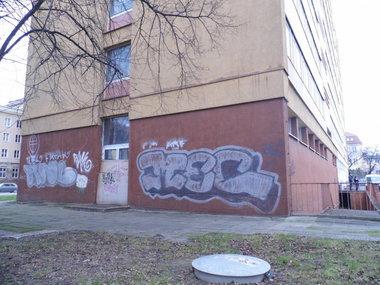 Graffiti Bombing in Magdeburg - Photo by Candyflip - rnl, mec, magdeburg