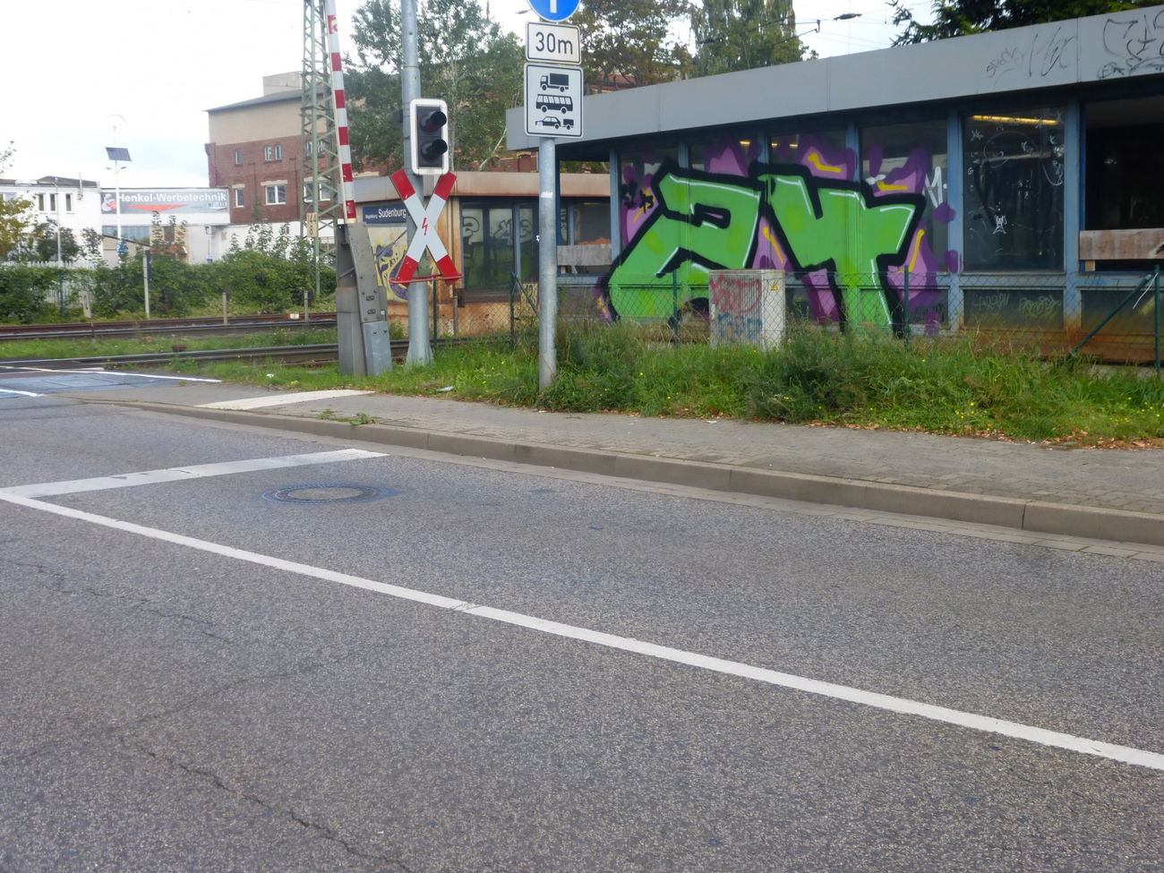 Graffiti Bombing in Magdeburg - Photo by Candyflip - 24, 24er
