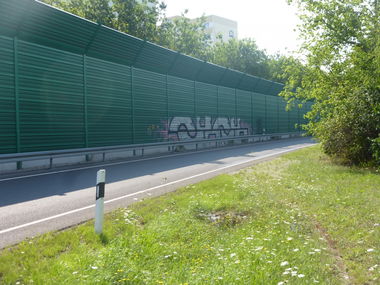 Graffiti Bombing in Magdeburg - Photo by Candyflip - oo, ohoh
