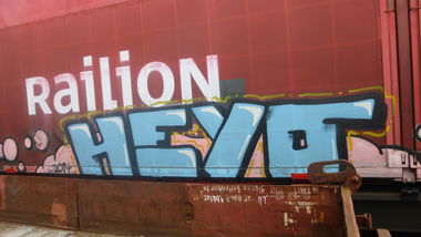 Graffiti Train in Braunschweig - Photo by Candyflip - heyo, braunschweig (2014)