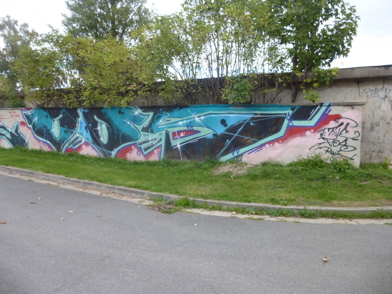 Graffiti Bombing in Magdeburg - Photo by Candyflip - oo, ohoh