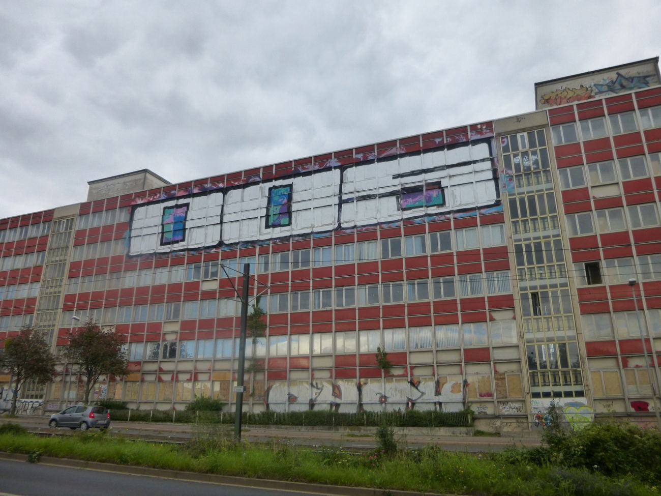 Graffiti Bombing in Magdeburg - Photo by Candyflip - oo, ohoh