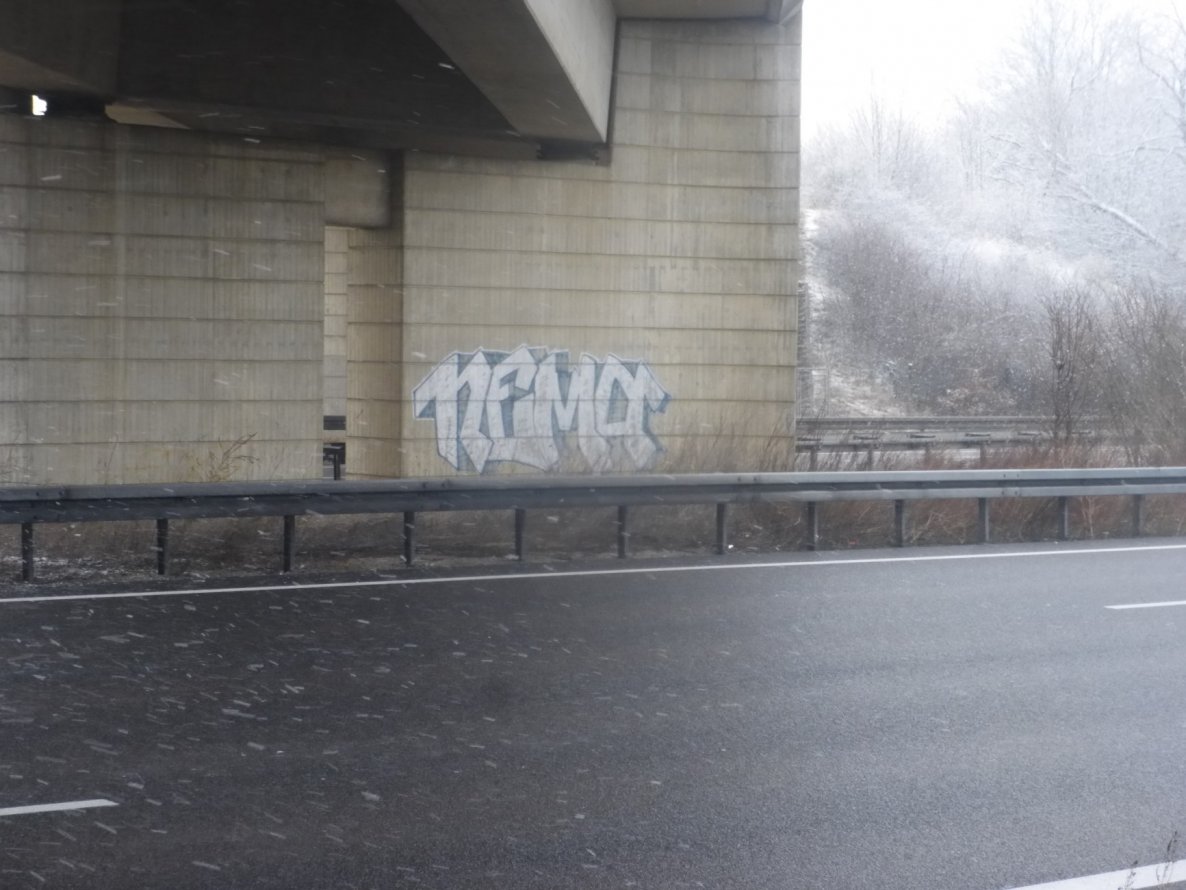 Graffiti Bombing in Landkreis Helmstedt - Photo by Candyflip - nema, a2