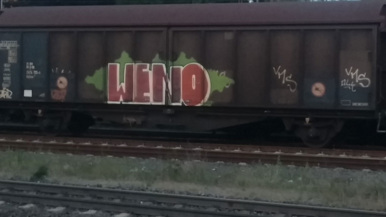 Graffiti Train - Photo by Candyflip