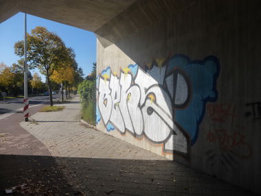Graffiti Bombing in Magdeburg - Photo by Candyflip - bens, oo, ohoh