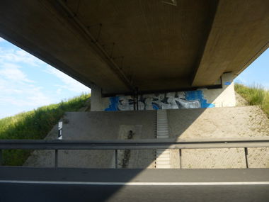 Graffiti Bombing in Braunschweig - Photo by Candyflip - brk