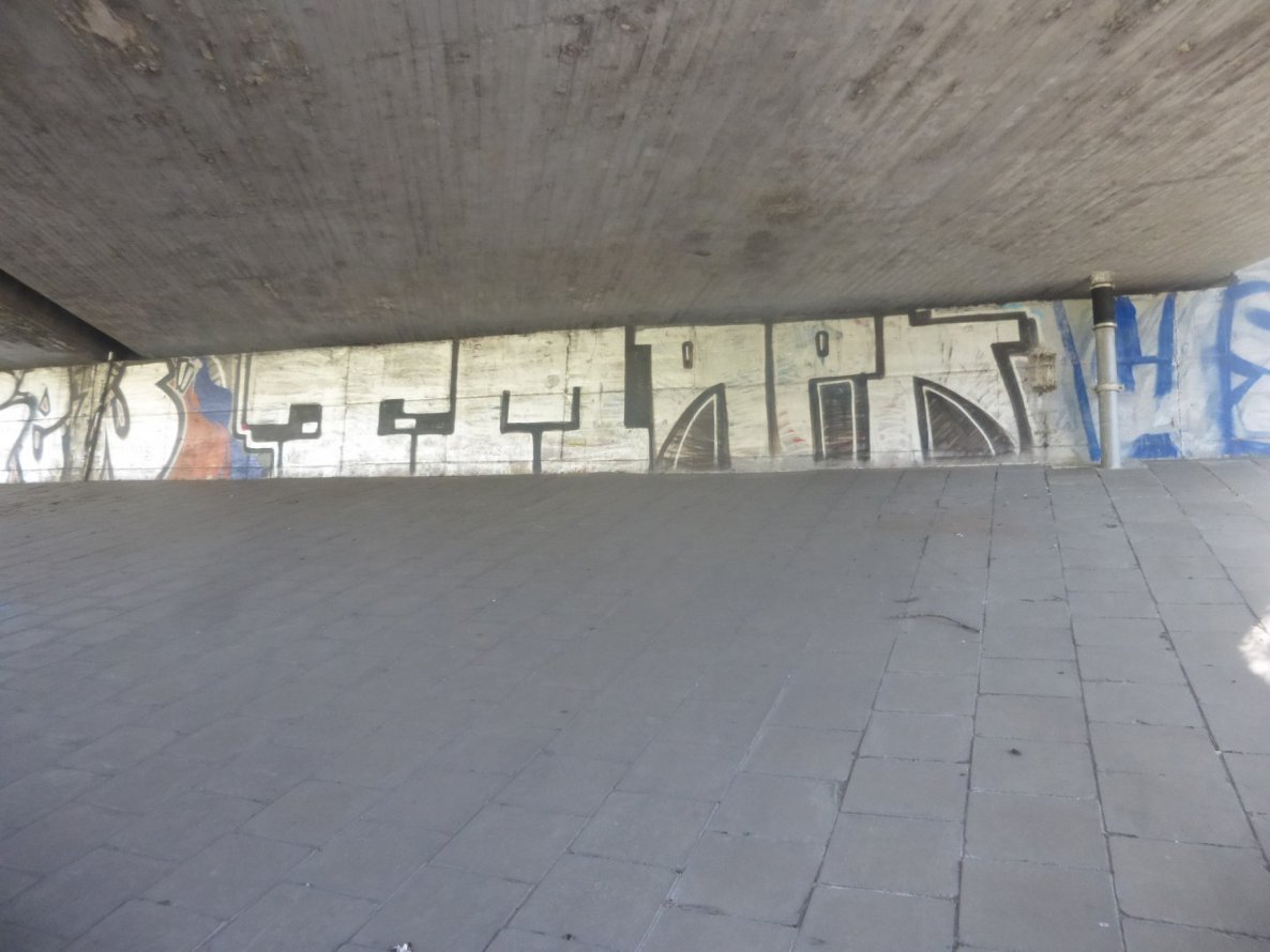 Graffiti Bombing in Magdeburg - Photo by Candyflip - tm, apk