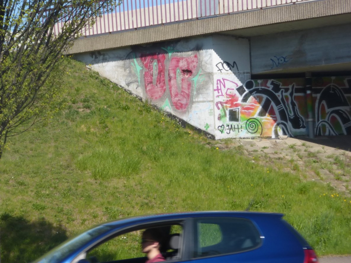 Graffiti Bombing in Magdeburg - Photo by Candyflip - oo, ohoh