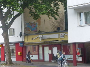 Graffiti Bombing in Braunschweig - Photo by Candyflip - dq, soqs, braunschweig