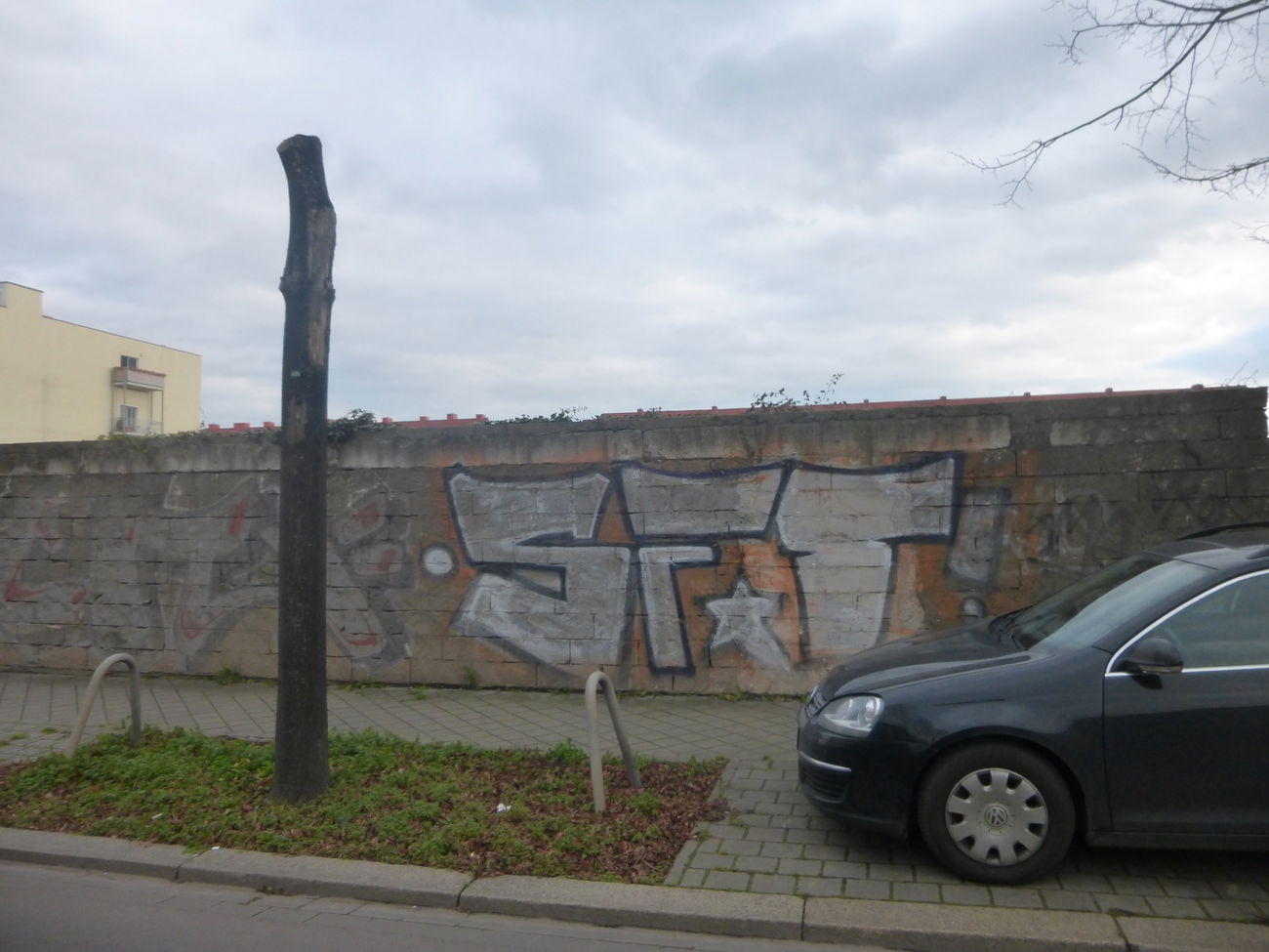 Graffiti Bombing in Magdeburg - Photo by Candyflip - sfo, magdeburg
